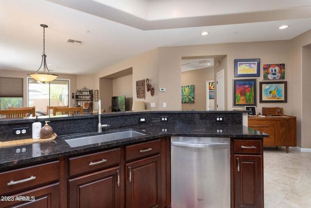 7159 W DESERT MIRAGE Drive, Peoria, AZ 85383