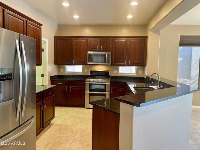 7159 W DESERT MIRAGE Drive, Peoria, AZ 85383