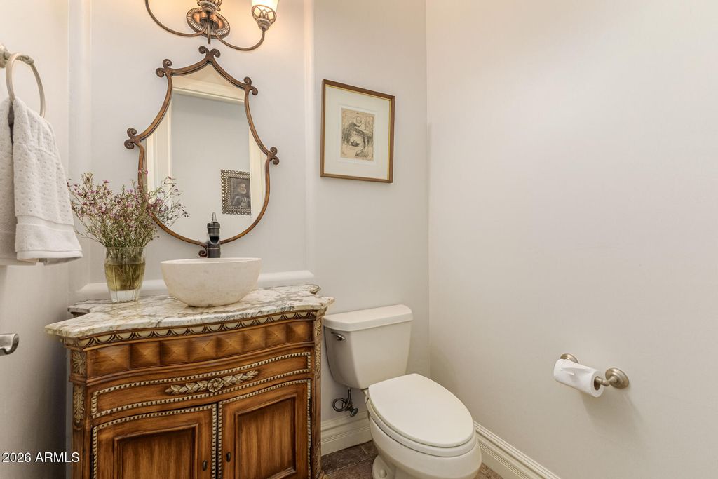 Image 23 of property listing at 10919 E ONYX Court, Scottsdale, AZ 85259