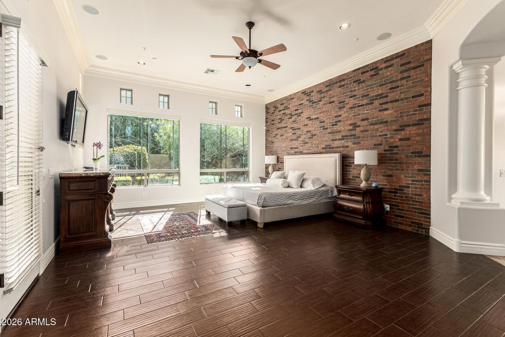 Image 31 of property listing at 10919 E ONYX Court, Scottsdale, AZ 85259