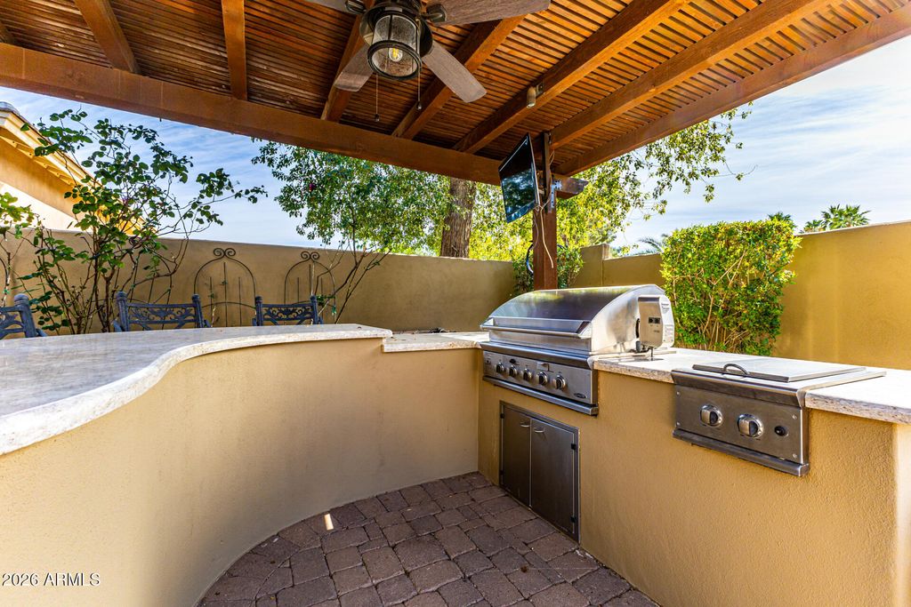 Image 59 of property listing at 10919 E ONYX Court, Scottsdale, AZ 85259