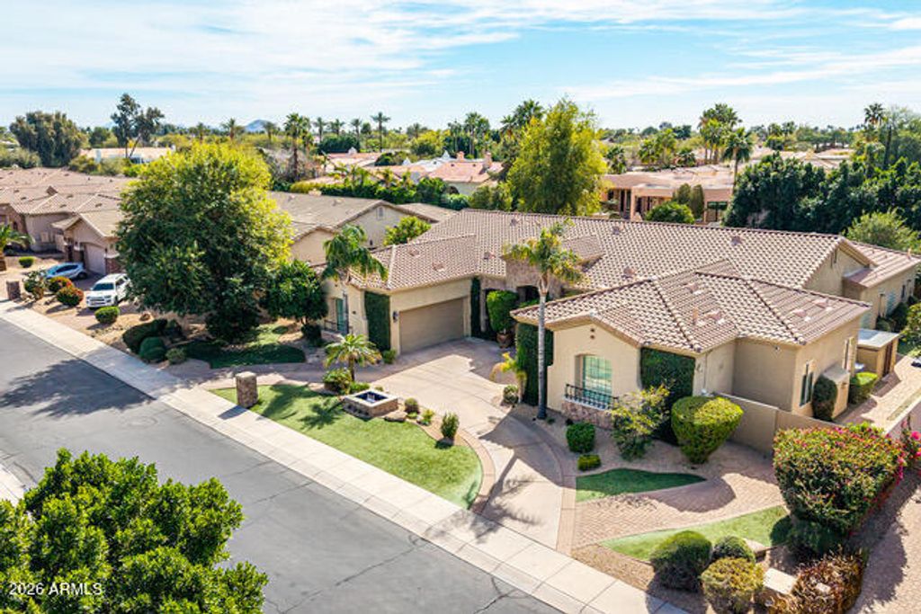 Image 83 of property listing at 10919 E ONYX Court, Scottsdale, AZ 85259