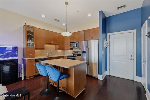 619 N 4th Street Unit 301, Wilmington, NC 28401