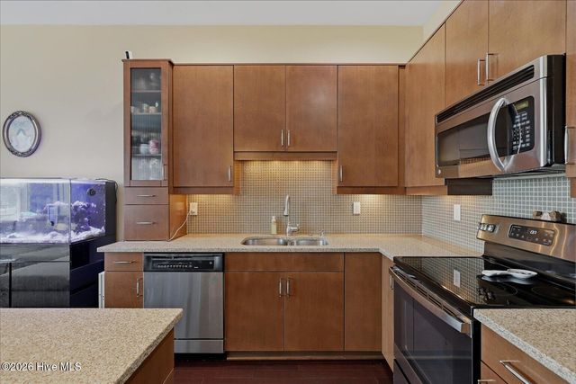 619 N 4th Street Unit 301, Wilmington, NC 28401