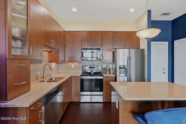 619 N 4th Street Unit 301, Wilmington, NC 28401