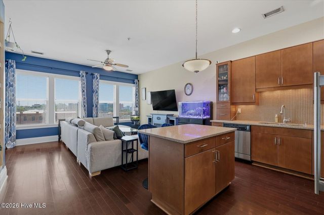 619 N 4th Street Unit 301, Wilmington, NC 28401