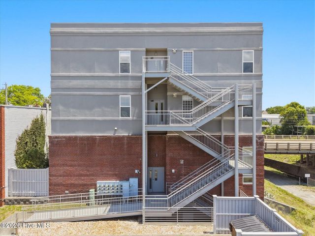 619 N 4th Street Unit 301, Wilmington, NC 28401