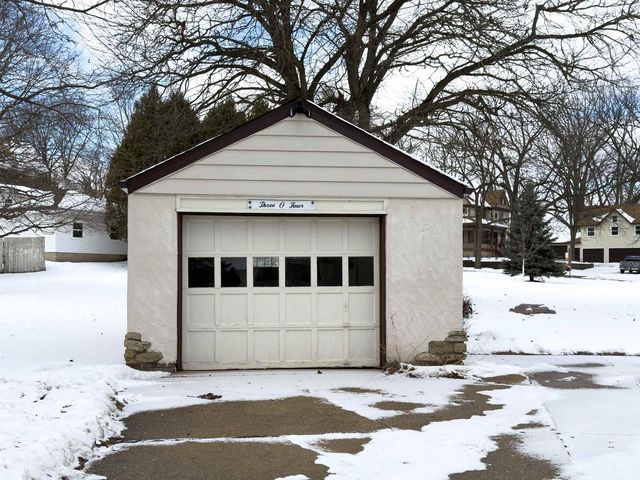 304 Randolph Street, Edgerton, WI 53534