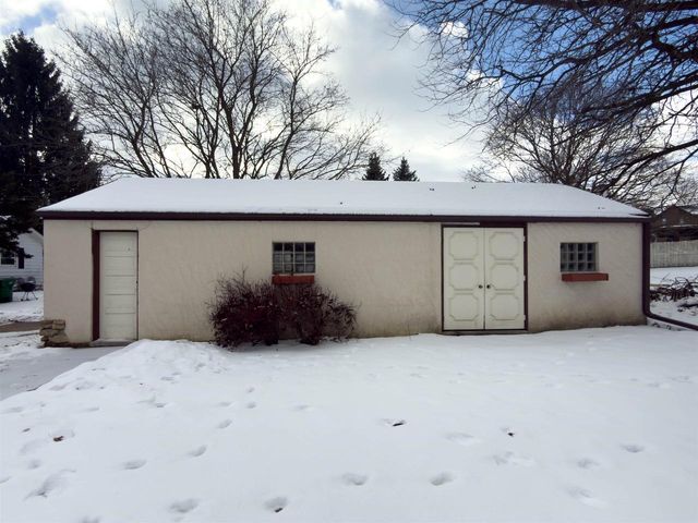 304 Randolph Street, Edgerton, WI 53534