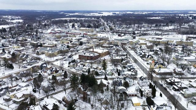 304 Randolph Street, Edgerton, WI 53534