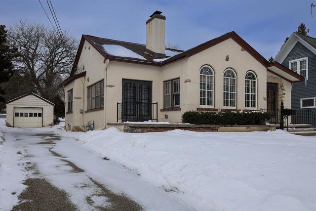 304 Randolph Street, Edgerton, WI 53534