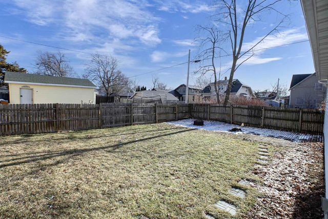 721 2ND STREET, Menasha, WI 54952