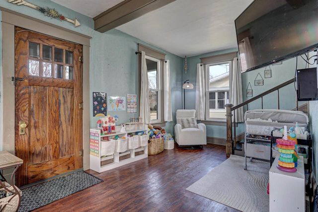 721 2ND STREET, Menasha, WI 54952