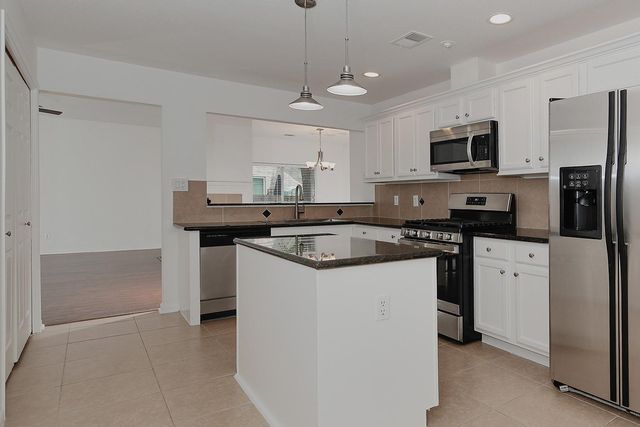 67 W Trillium Circle, The Woodlands, TX 77381