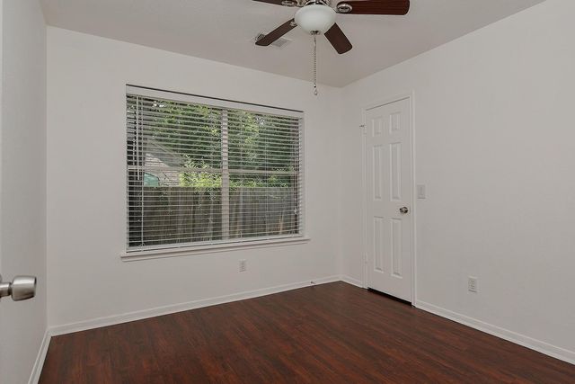 67 W Trillium Circle, The Woodlands, TX 77381