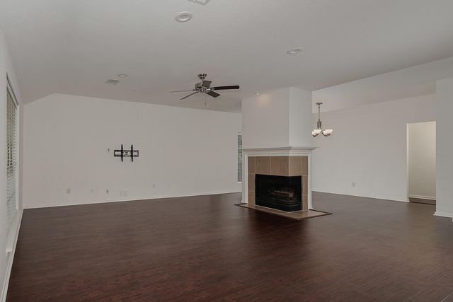 67 W Trillium Circle, The Woodlands, TX 77381