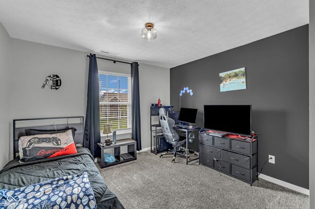 670 Albermarle Drive, Pittsboro, IN 46167