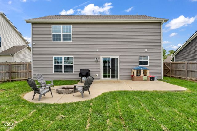 670 Albermarle Drive, Pittsboro, IN 46167