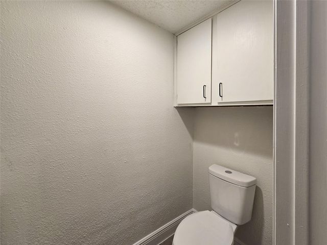 8418 Fathom CIR 103, Austin, TX 78750