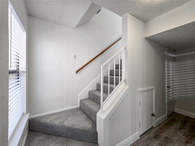 8418 Fathom CIR 103, Austin, TX 78750