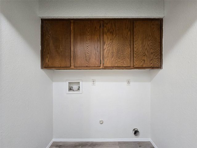 8418 Fathom CIR 103, Austin, TX 78750