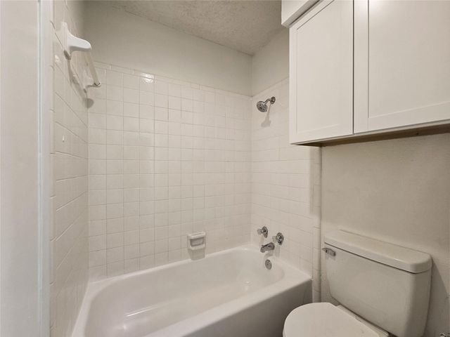 8418 Fathom CIR 103, Austin, TX 78750
