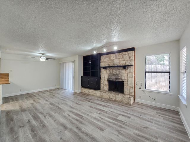 8418 Fathom CIR 103, Austin, TX 78750