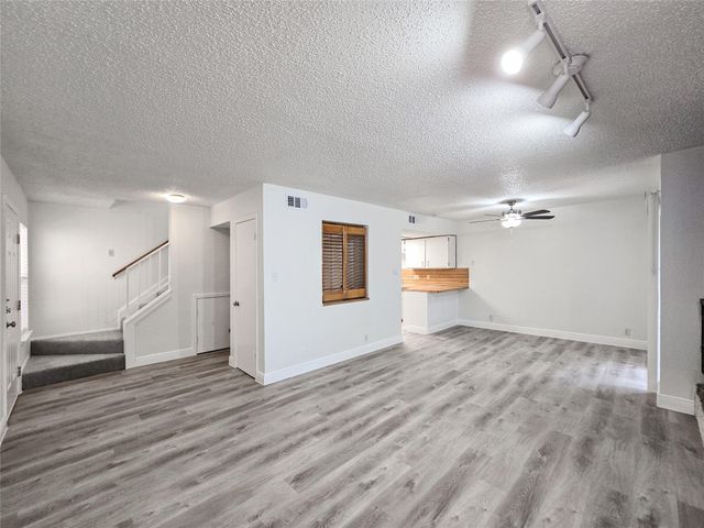 8418 Fathom CIR 103, Austin, TX 78750