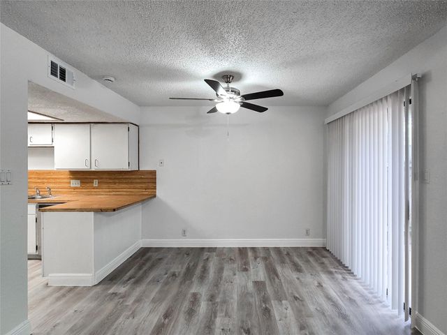 8418 Fathom CIR 103, Austin, TX 78750