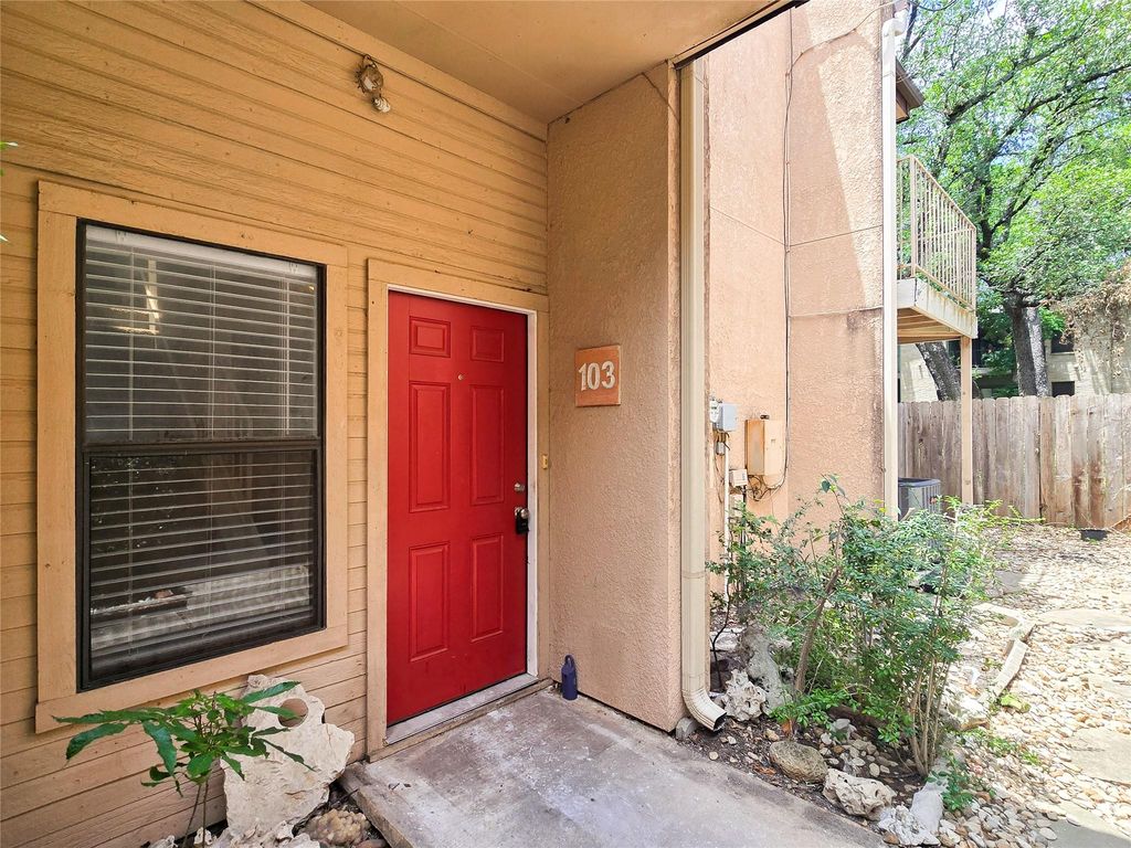 8418 Fathom CIR 103, Austin, TX 78750