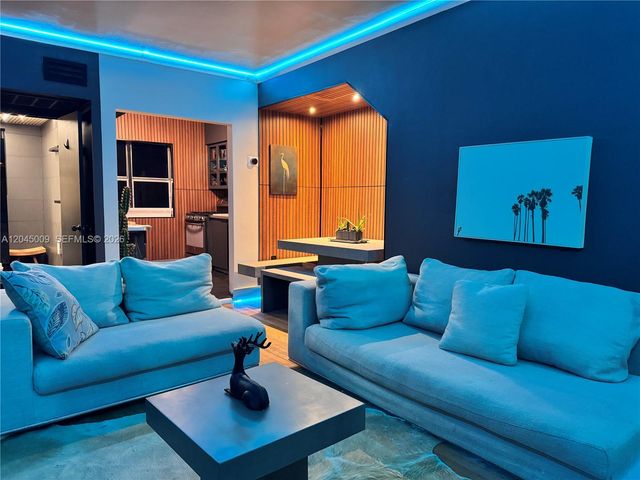 736 13th Street 207, Miami Beach, FL 33139