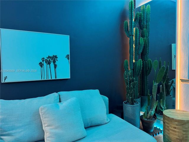 736 13th Street 207, Miami Beach, FL 33139