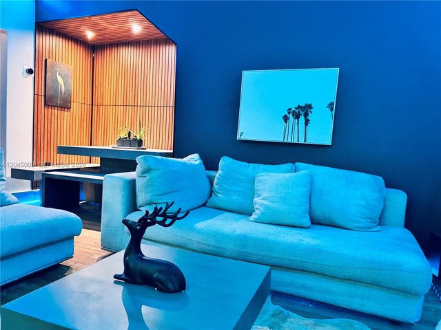 736 13th Street 207, Miami Beach, FL 33139