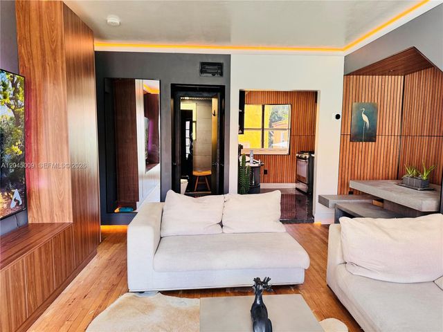 736 13th Street 207, Miami Beach, FL 33139