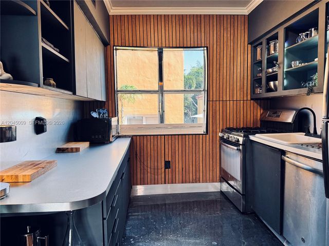 736 13th Street 207, Miami Beach, FL 33139