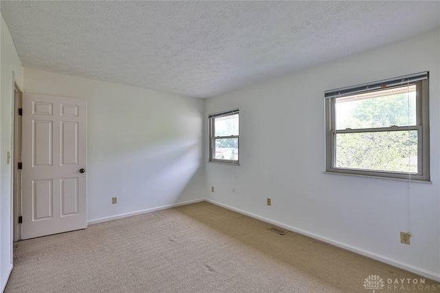 120 Clearview Drive, Springboro, OH 45066