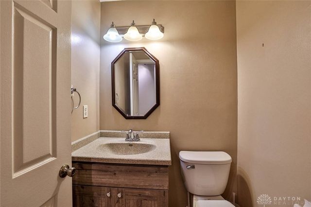 120 Clearview Drive, Springboro, OH 45066