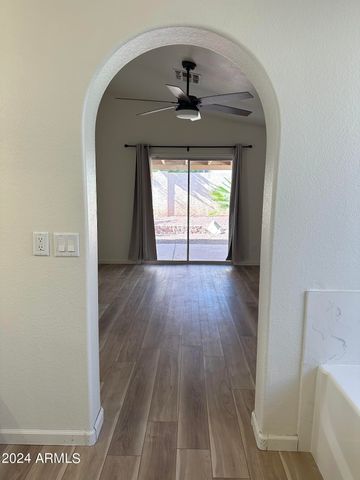 4634 E Grovers Avenue, Phoenix, AZ 85032
