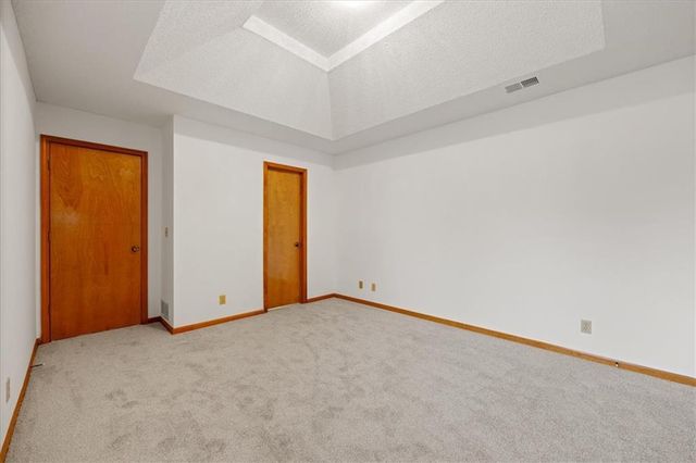 15456 Floyd Street, Overland Park, KS 66223