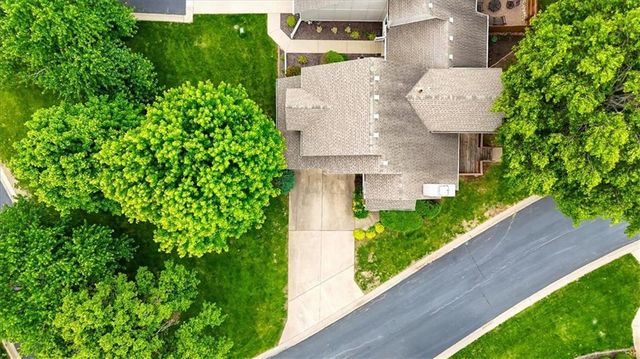 15456 Floyd Street, Overland Park, KS 66223