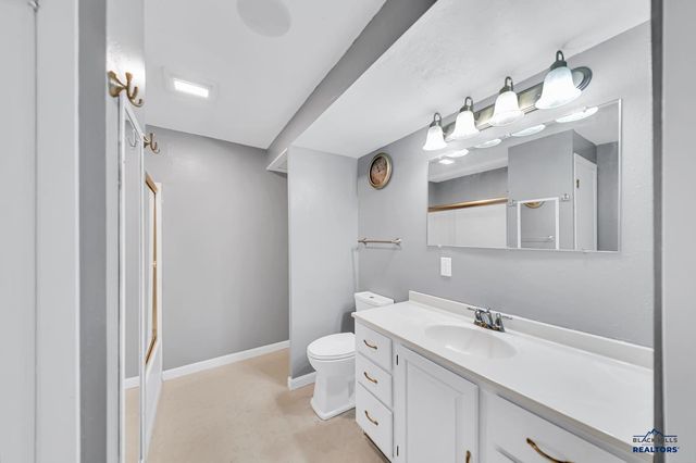 1648 MINUTEMAN DR, Rapid City, SD 57701