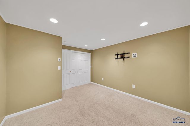 1648 MINUTEMAN DR, Rapid City, SD 57701