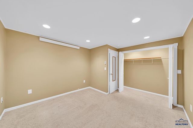1648 MINUTEMAN DR, Rapid City, SD 57701