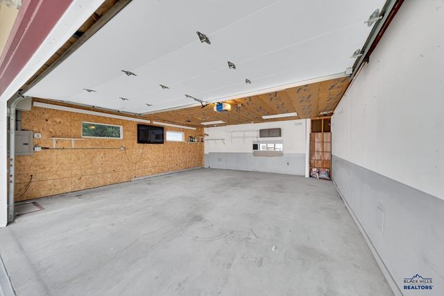 1648 MINUTEMAN DR, Rapid City, SD 57701