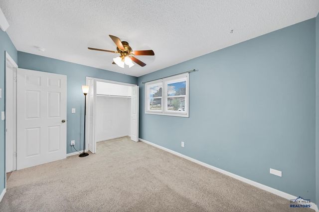 1648 MINUTEMAN DR, Rapid City, SD 57701
