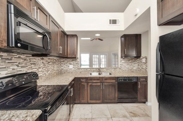 4144 Greystone Way 703, Sugar Land, TX 77479