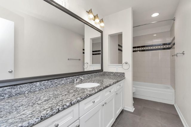 4144 Greystone Way 703, Sugar Land, TX 77479