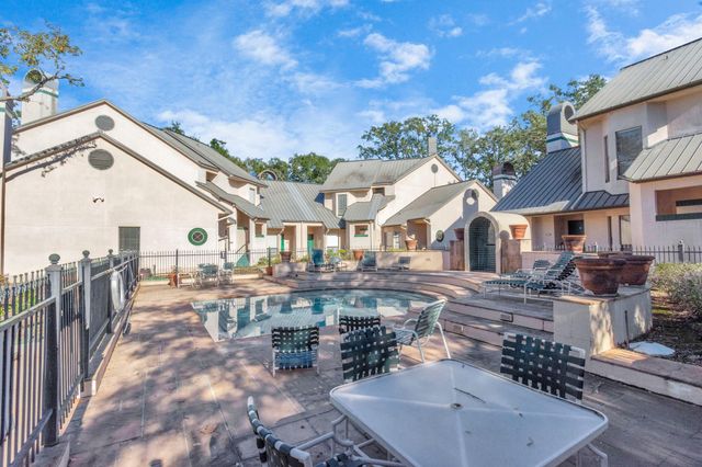 4144 Greystone Way 703, Sugar Land, TX 77479