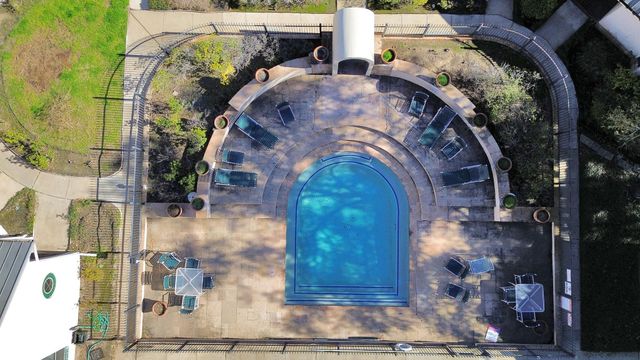 4144 Greystone Way 703, Sugar Land, TX 77479