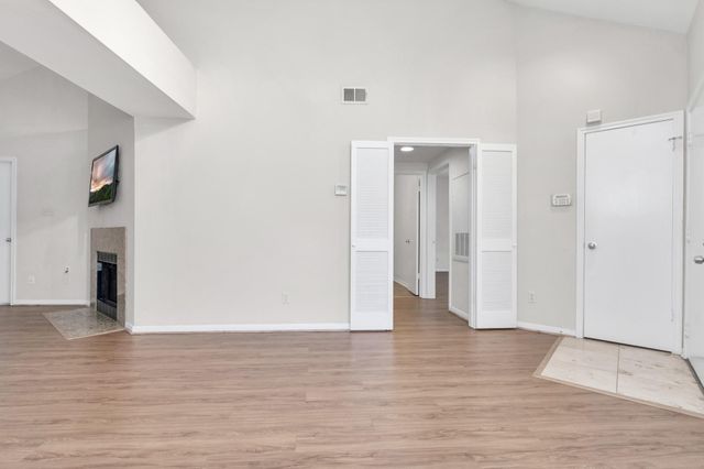 4144 Greystone Way 703, Sugar Land, TX 77479